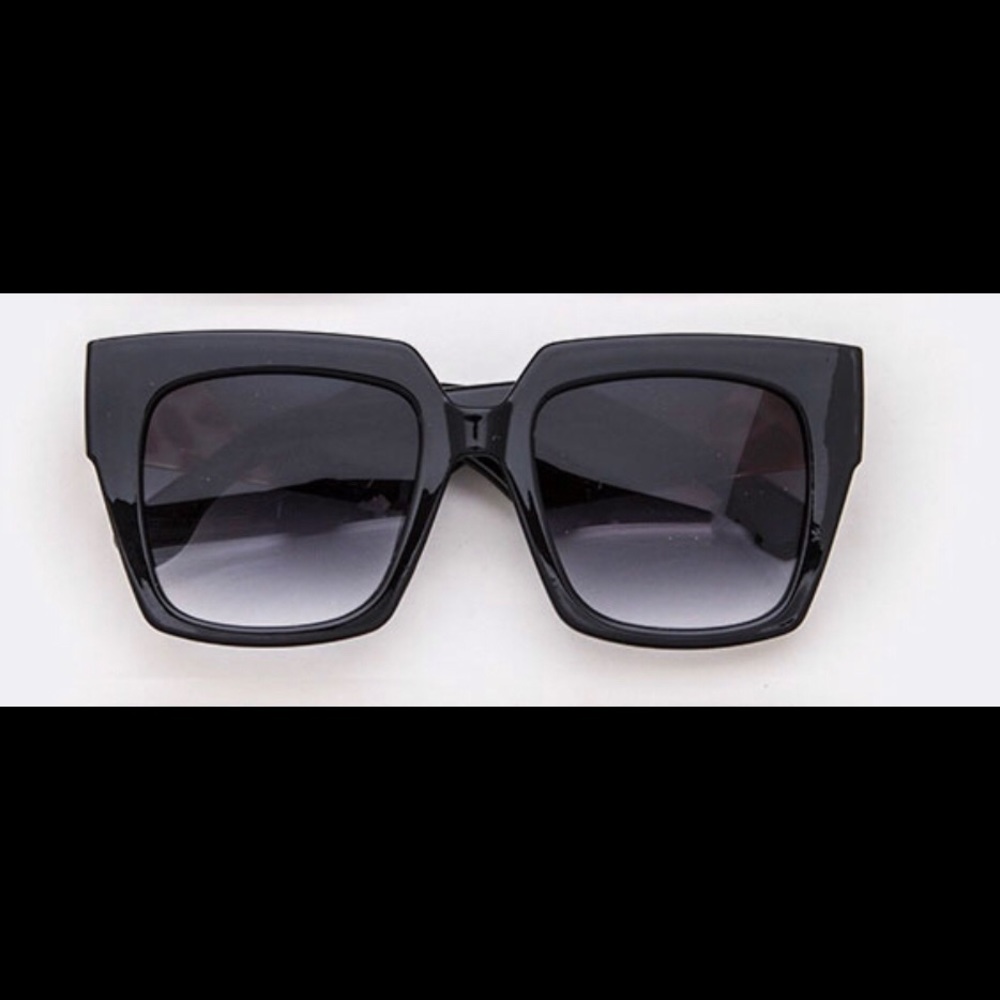 SUMMER BLOWOUT Oversized Retro Eyewear